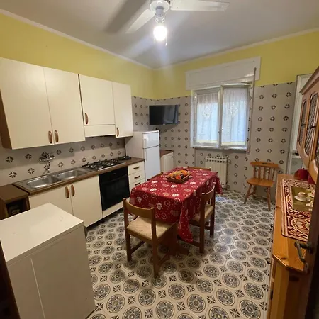 Casa Di Pippo Apartment *